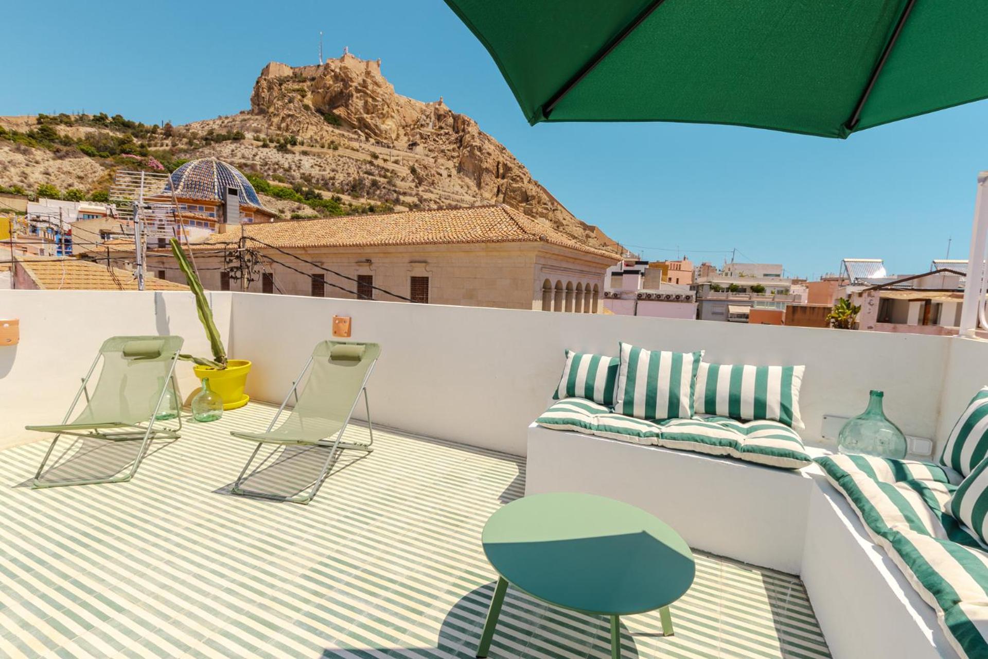 Penthouse With Breathtaking Views Of Heart Of Alicante Bagian luar foto