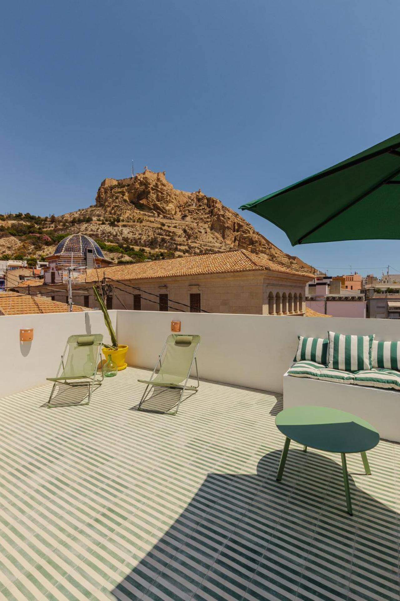 Penthouse With Breathtaking Views Of Heart Of Alicante Bagian luar foto